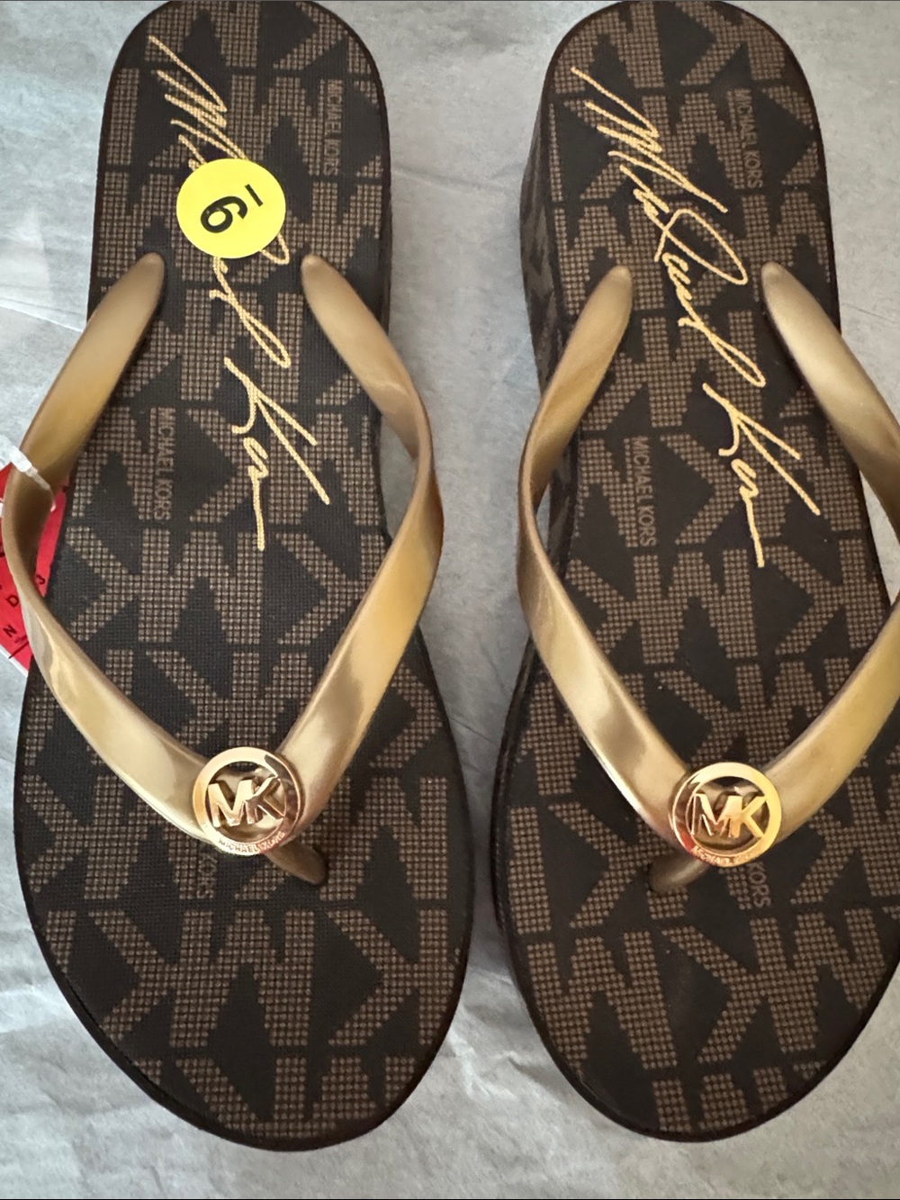 Michael Kors Gold Strap Brown Monogram Flip Flops - Picture 6 of 7